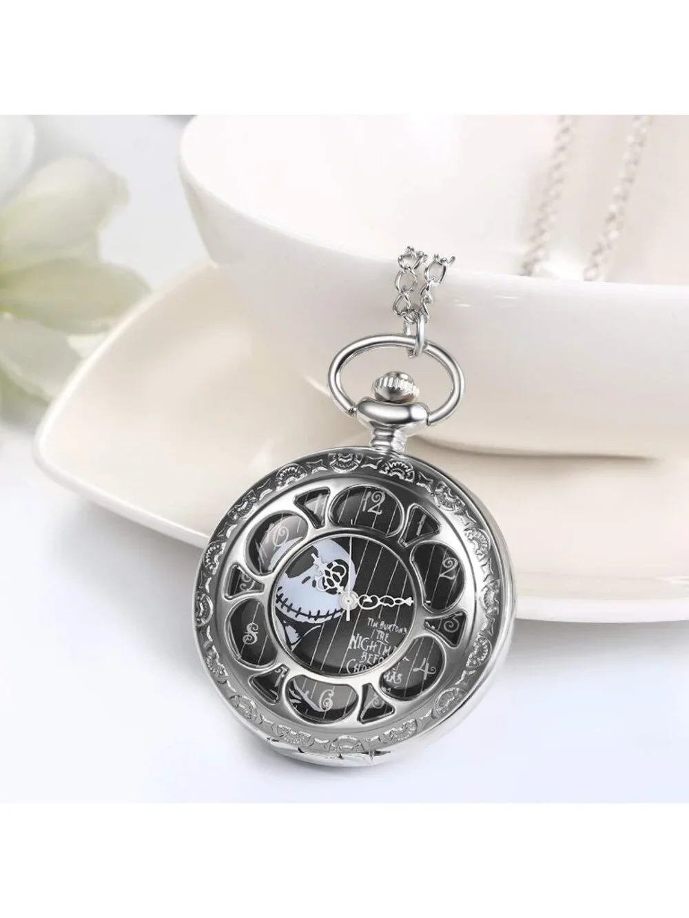 Unisex Silver Analog Christmas Antique Quartz Hollow Chain Necklace Pocket Watch